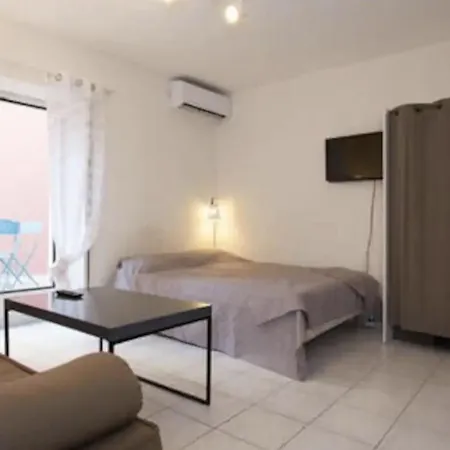 Studio Avec Terrasse A 200 M Du Palais Apartman